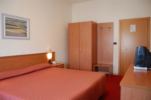 Hotel Masaccio San Giovanni Valdarno Buitenkant foto