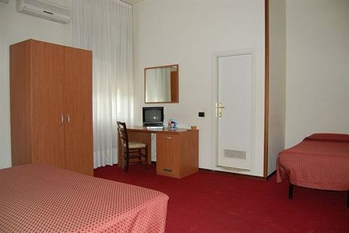 Hotel Masaccio San Giovanni Valdarno Buitenkant foto